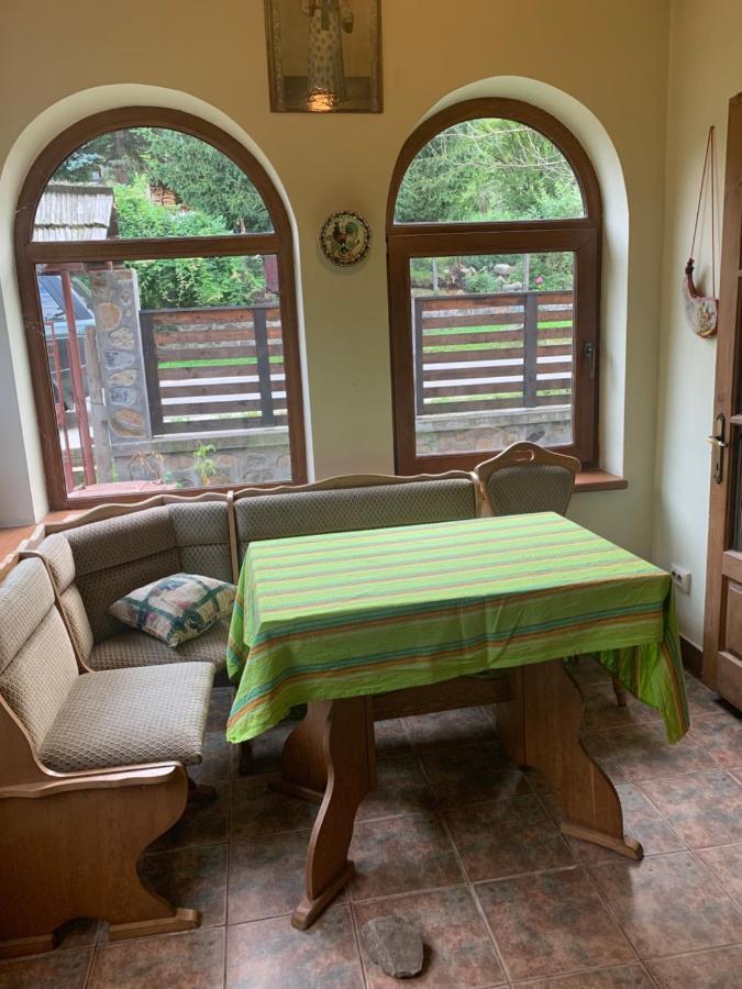 Vila Zia Hotel Corbeni Bagian luar foto